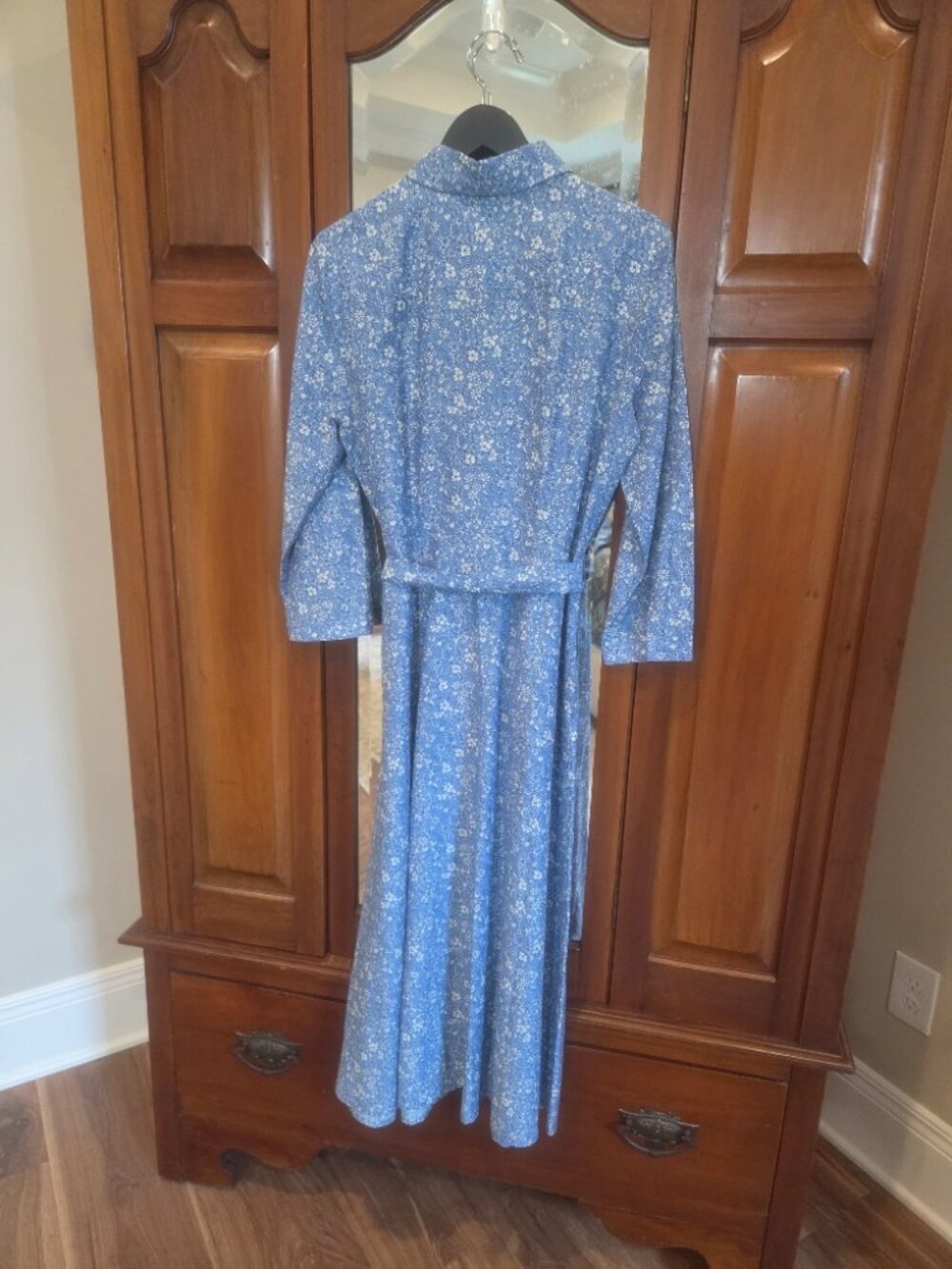 J McLaughlin Shirt Dress - Midi Length - Picture 4 of 7